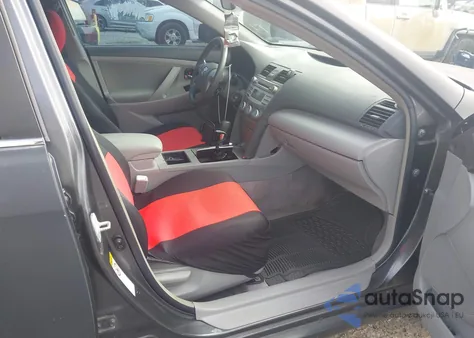 2007 Toyota Camry Le V6 z USA, uszkodzony, nr VIN JTNBK46K373023232